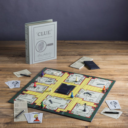 Clue - Vintage Bookshelf Edition