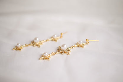 Starry Night Dangle in Gold